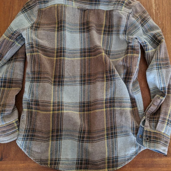 100% Cotton Prana Flannel Button Down - Picture 3 of 5